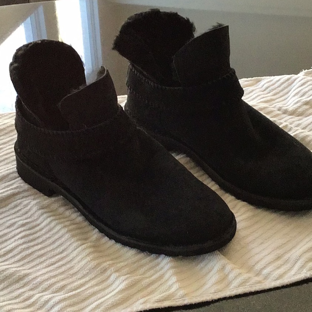 Ugg McKay Black boot